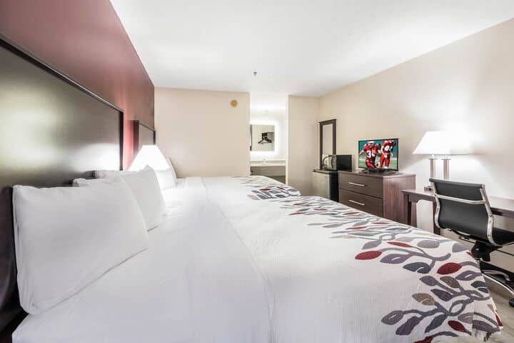 Room 8 of 30