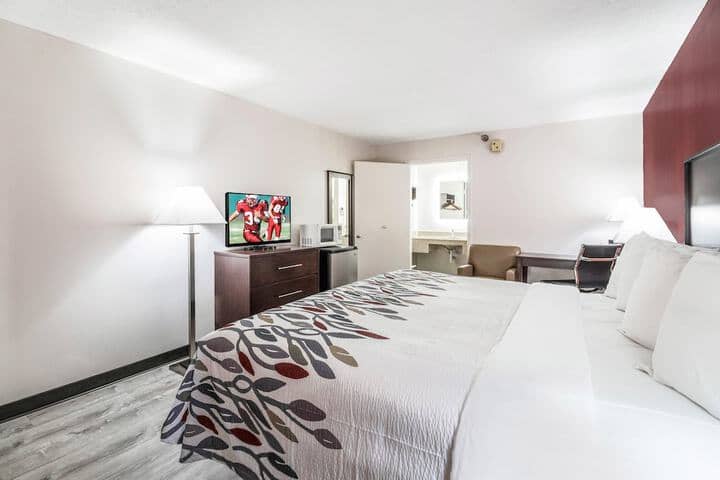Room 11 of 30